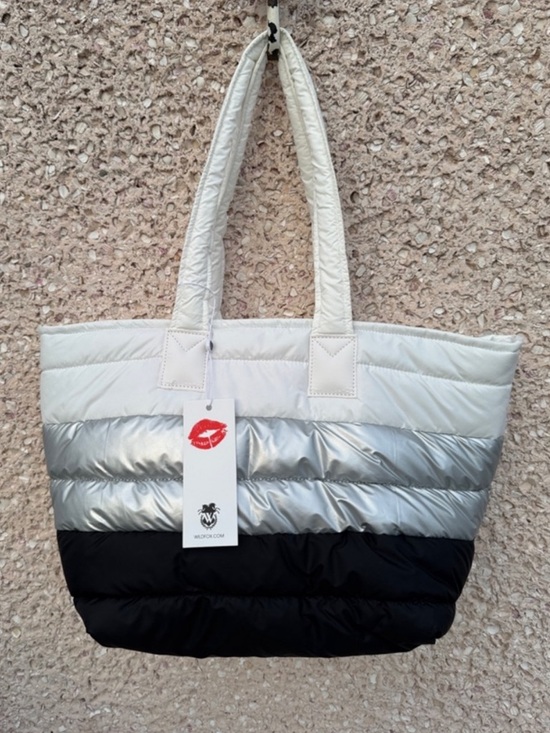 Wildfox Handbags - Wildfox Puffer Tote Bag NWT